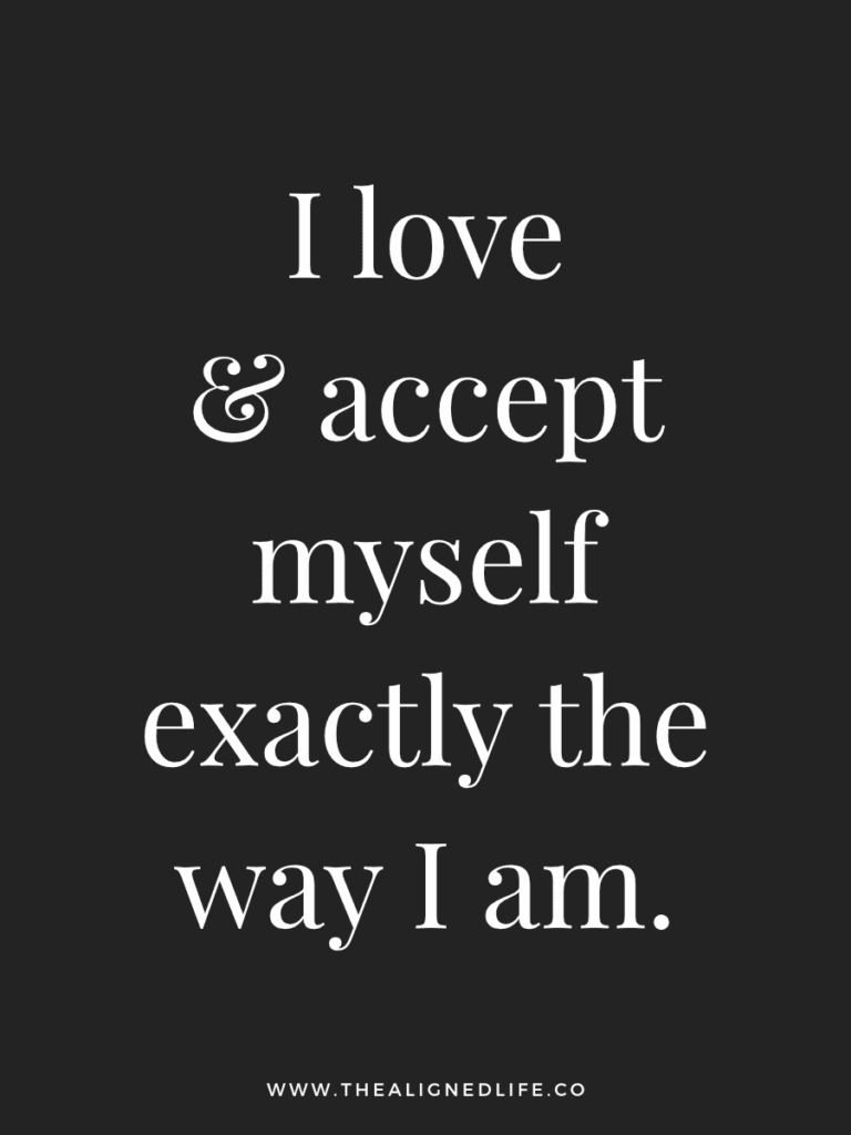 I love & accept myself | 100 Health & Beauty Affirmations | The Aligned Life Manifestation Blog